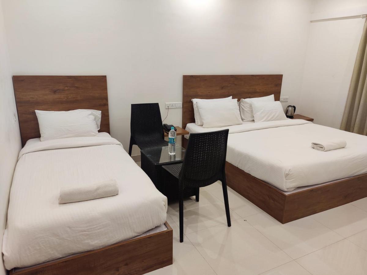 Hotel Airport City Dod Jala Zewnętrze zdjęcie