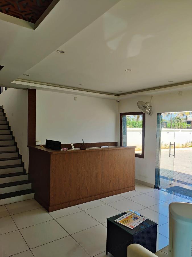 Hotel Airport City Dod Jala Zewnętrze zdjęcie