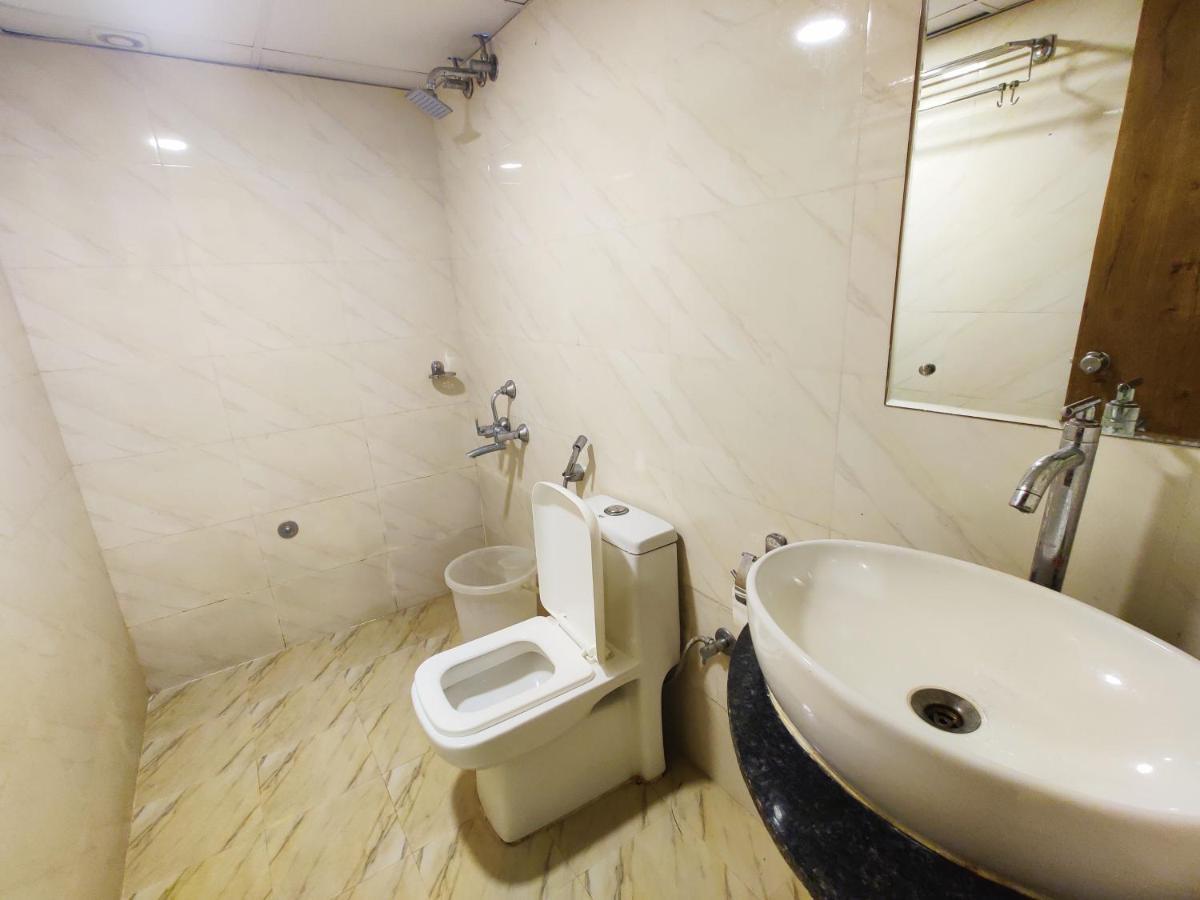 Hotel Airport City Dod Jala Zewnętrze zdjęcie