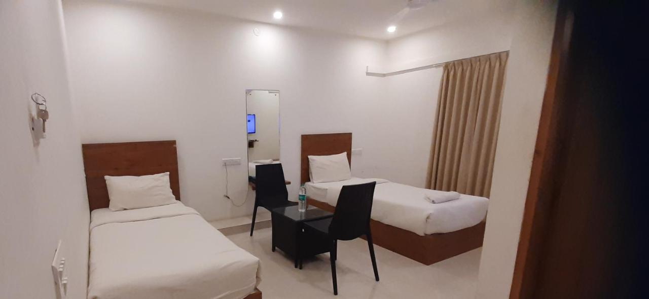 Hotel Airport City Dod Jala Zewnętrze zdjęcie