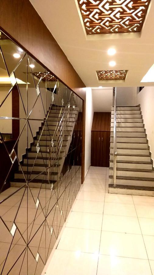 Hotel Airport City Dod Jala Zewnętrze zdjęcie