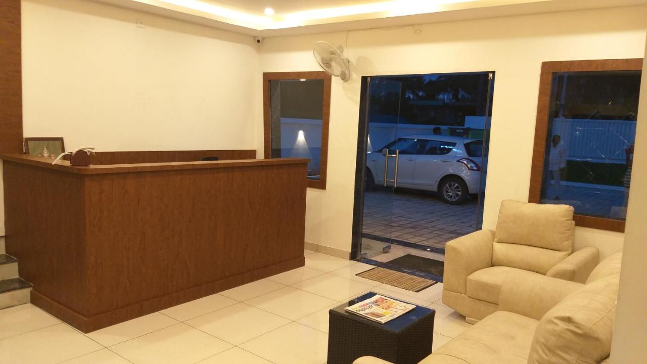 Hotel Airport City Dod Jala Zewnętrze zdjęcie